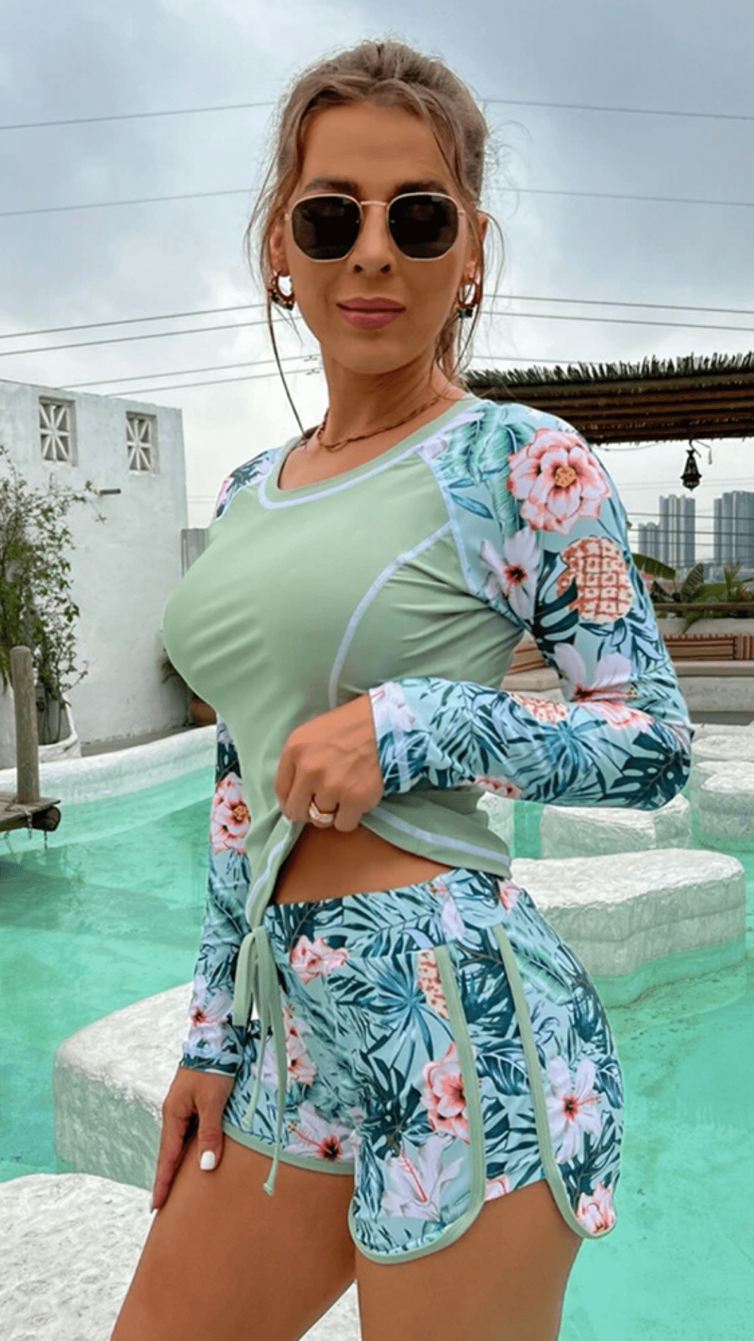 Alice Kit (UV Top + Shorts)