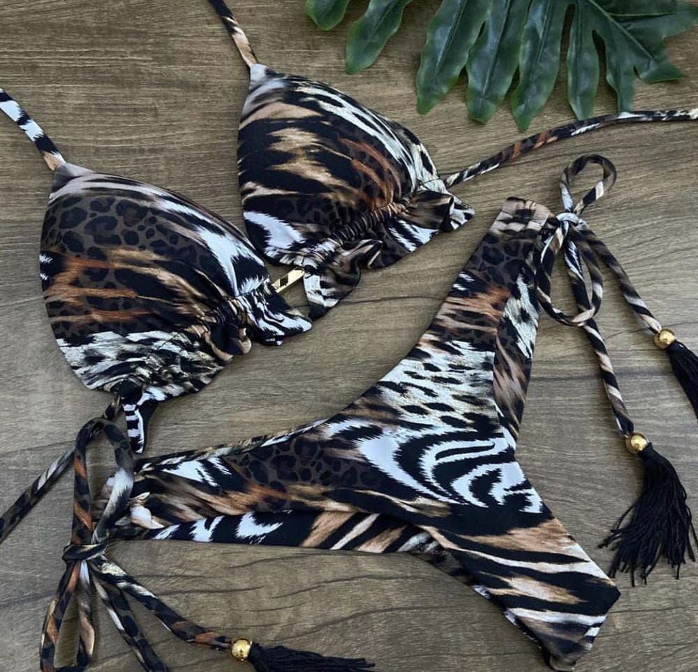 Paty Bikini - 23 Prints