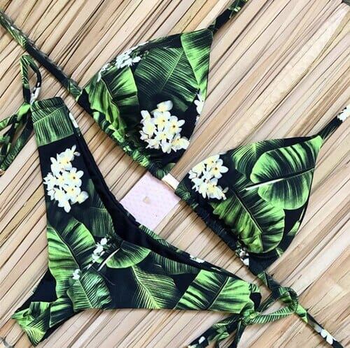Paty Bikini - 23 Prints