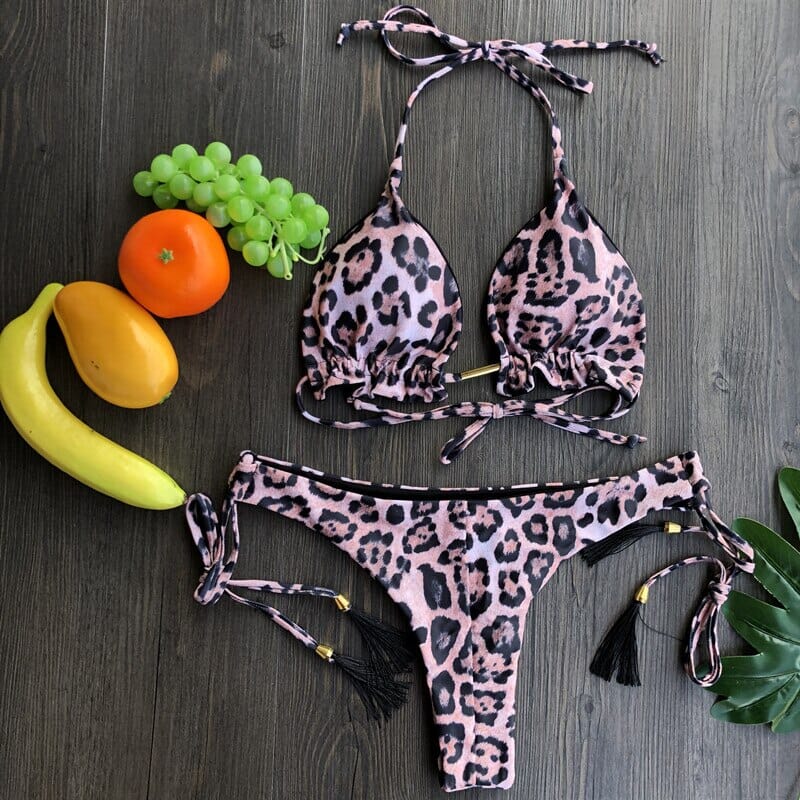 Paty Bikini - 23 Prints